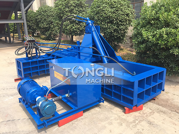 打包机4.jpg 打包机4.jpg